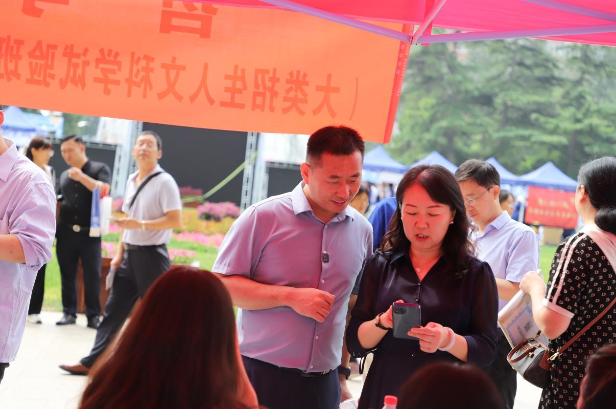 图片17.jpg