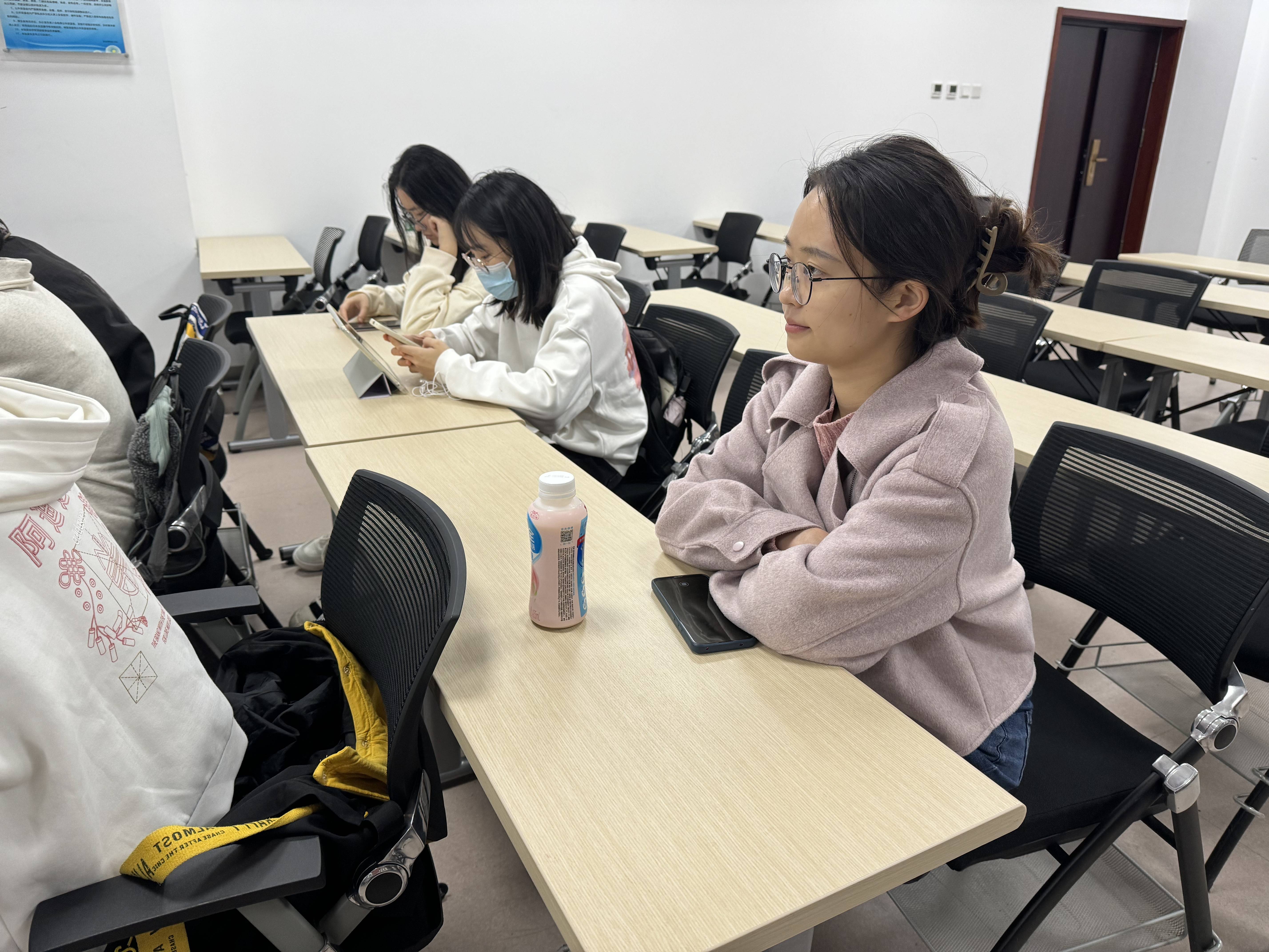 1027 图10.jpg